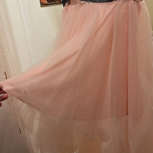 Pink sequin short to long dress - Picture 3 of 5